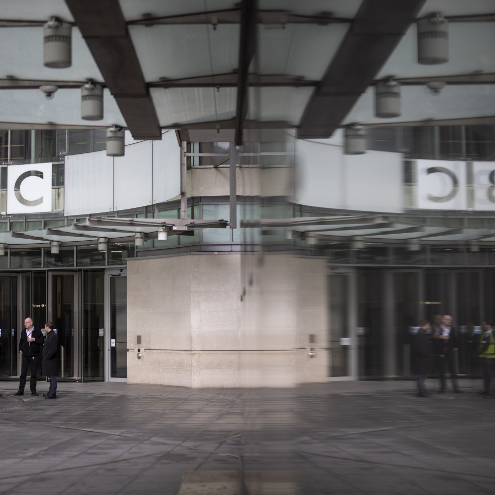 Amancio Ortega cierra la compra de la antigua sede de la BBC en Londres por más de 90 millones