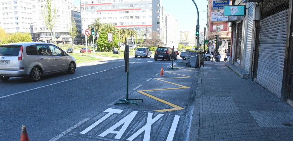 Los taxis se marchan de la estación de tren de A Coruña y se trasladan a su nueva parada