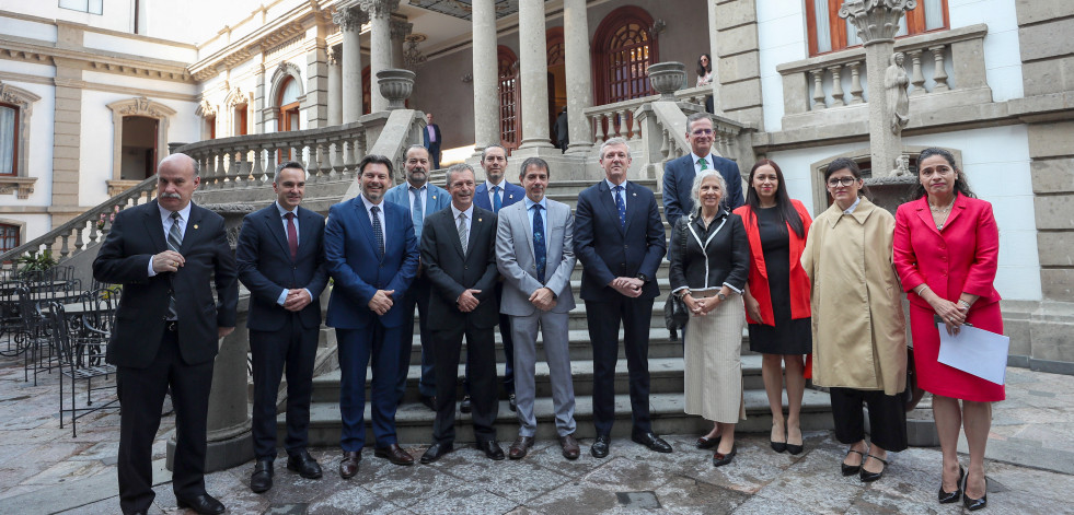 Rueda anima a los empresarios mexicanos a invertir en Galicia por su posición estratégica