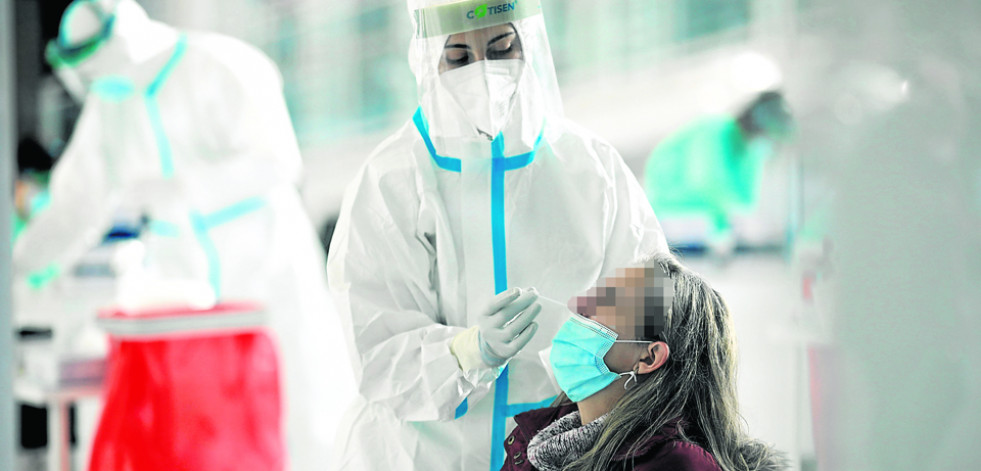 El Sergas inicia la realización de un cribado masivo con test de antígenos en A Coruña