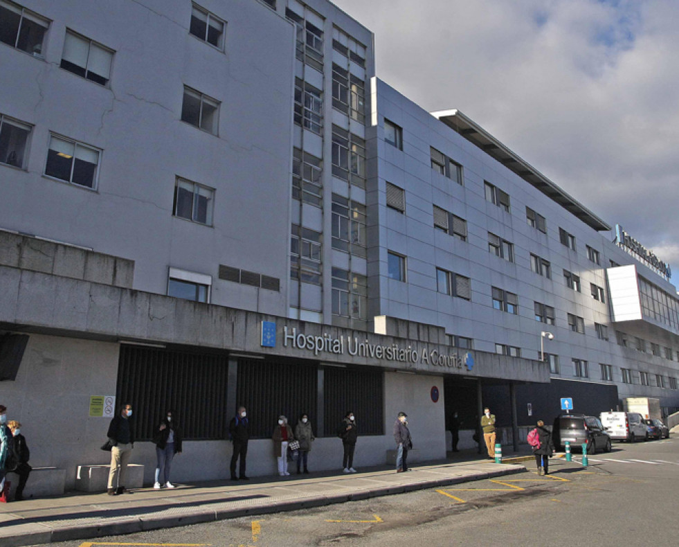 Sanidade ve A Coruña y Ferrol las áreas 