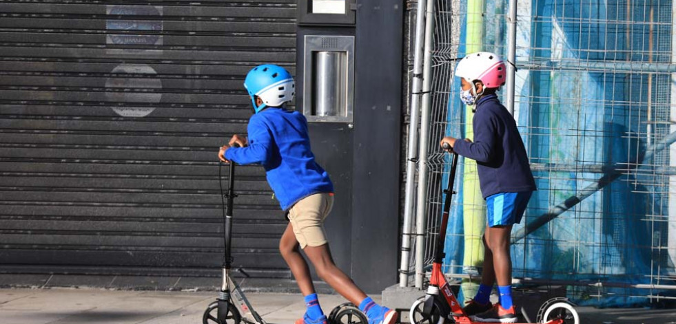 Bicicletas y patinetes toman las calles en la Navidad más atípica