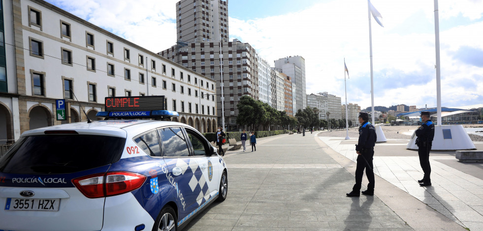 La Policía Local incrementa la vigilancia en las zonas de botellón