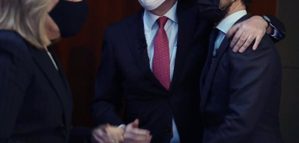 Casado y Garamendi exhiben sintonía pese a sus diferencias en la reforma laboral y presumen de buena relación