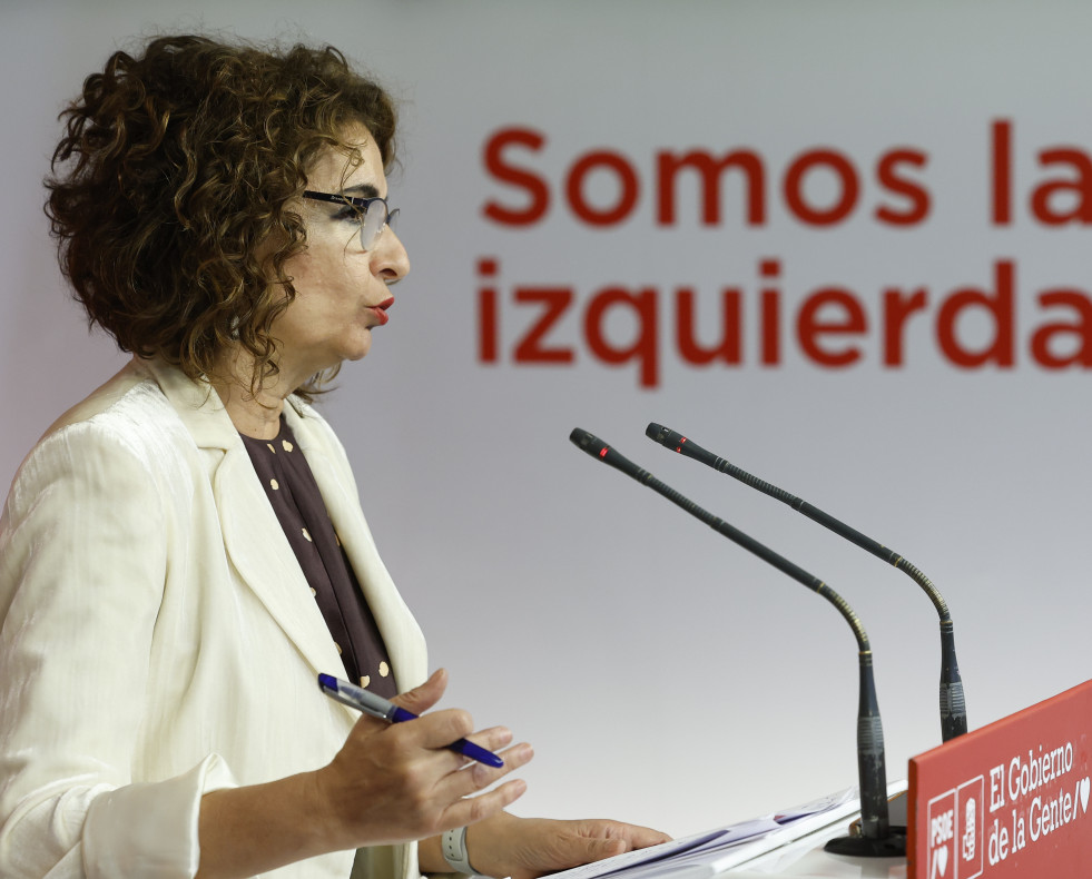 María Jesús Montero ofrece una rueda de prensa en Ferraz